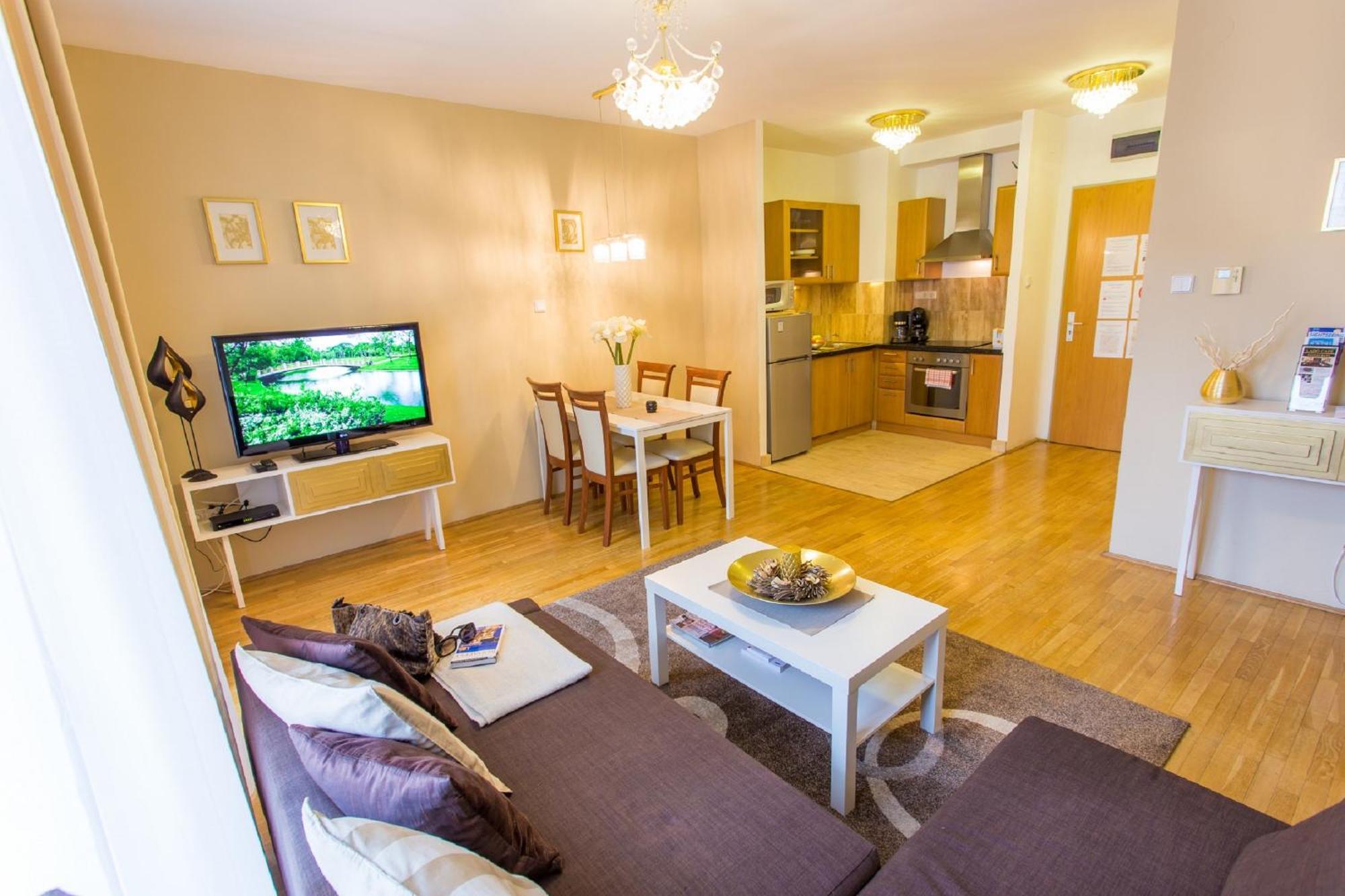 Colours Superior With Free Parking Apartmán